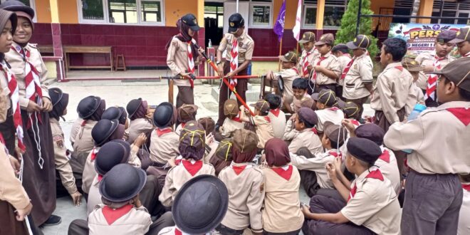 Sehari Berkemah, Sejuta Pengalaman! Pramuka Siaga SD Negeri 1 Kalisalak Asah Kemandirian